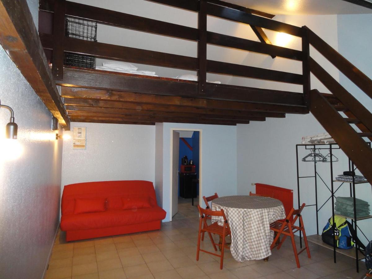 Strasbourg centre studio+mezzanine au calme Apartment Exterior foto